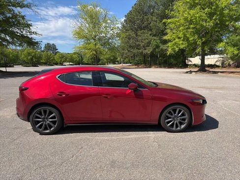 Used 2019 MAZDA MAZDA3 Hatchback image 6
