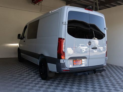 Used 2025 Mercedes-Benz Sprinter 2500 image 13