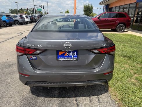 Used 2024 Nissan Sentra SV FWD image 4