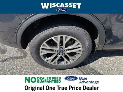 Certified 2022 Ford Escape SEL image 33