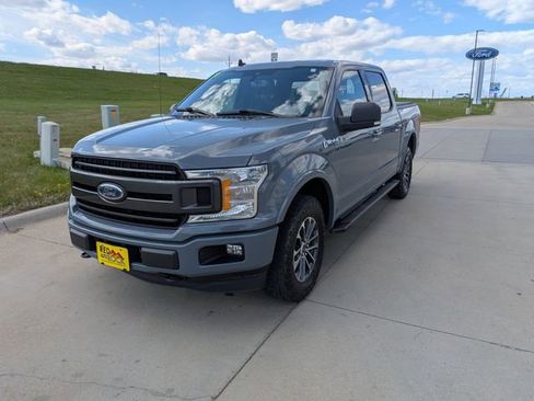 Used 2020 Ford F150 XLT w/ Equipment Group 302A Luxury AWD/4WD image 8