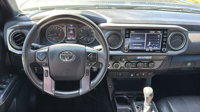 Used 2022 Toyota Tacoma TRD Off-Road AWD/4WD image 27