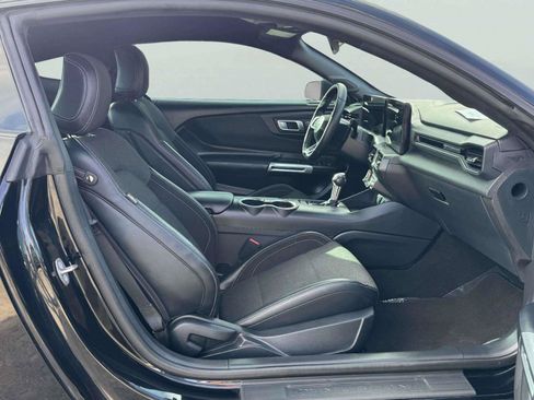 Used 2024 Ford Mustang Coupe RWD image 39
