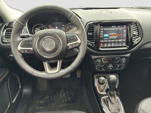 Used 2018 Jeep Compass Limited w/ Navigation Group image 14