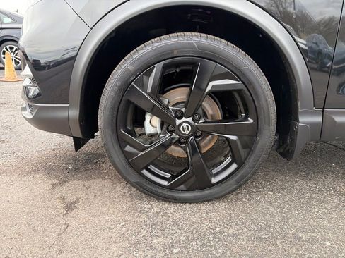 Used 2022 Nissan Rogue Sport SL image 32