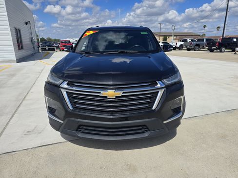 Used 2023 Chevrolet Traverse LT w/ LPO, Floor Liner Package FWD image 8