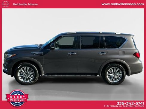 Used 2024 INFINITI QX80 Luxe AWD/4WD image 3