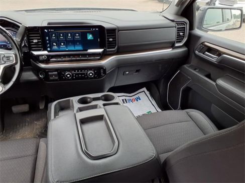 Used 2023 Chevrolet Silverado 1500 RST image 16