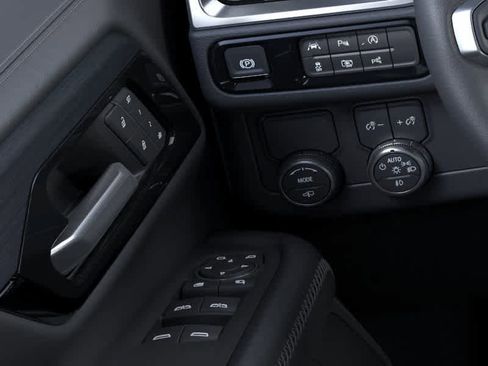 New 2026 GMC Yukon Denali w/ Sun & Power Step Package image 22