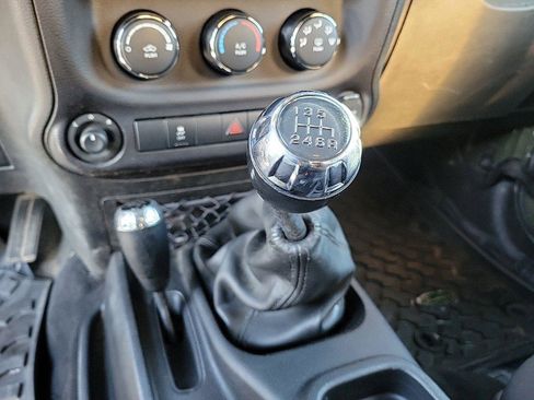 Used 2015 Jeep Wrangler Sport w/ Quick Order Package 23S image 28