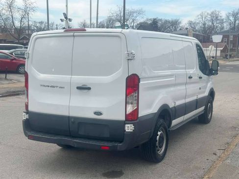 Used 2017 Ford Transit 250 130 Low Roof RWD image 8