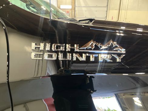 New 2026 Chevrolet Silverado 1500 High Country AWD/4WD image 18