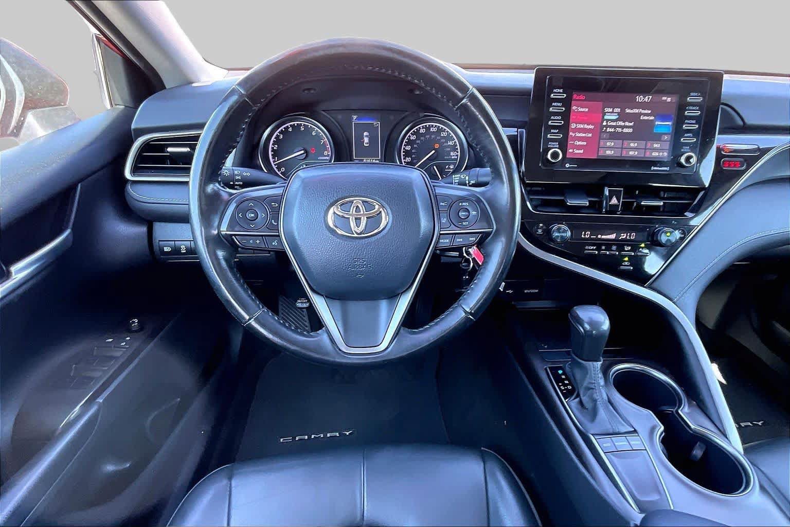 Used 2023 Toyota Camry SE FWD image 6