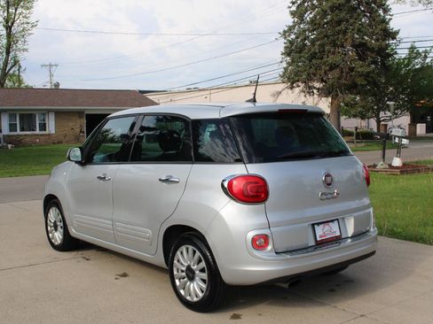 Used 2017 FIAT 500L Pop image 7