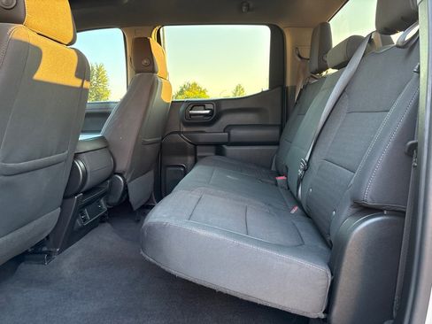 Used 2020 Chevrolet Silverado 1500 LT AWD/4WD image 13