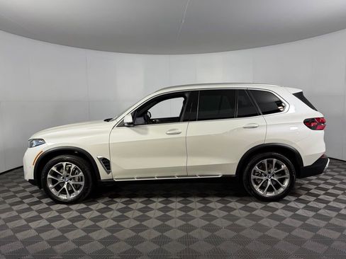 Used 2025 BMW X5 xDrive40i image 10