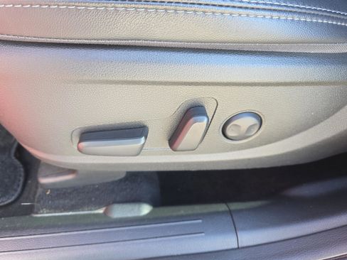 Used 2023 Hyundai Santa Fe SEL w/ Premium Package image 25