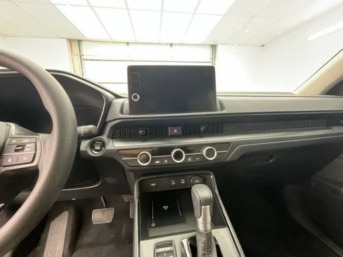 Used 2026 Honda CR-V LX image 6