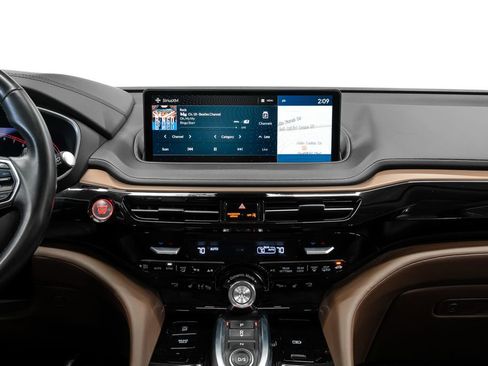 Certified 2023 Acura MDX FWD w/ Technology Package image 26