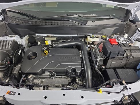 New 2026 Chevrolet Equinox ACTIV AWD/4WD image 9