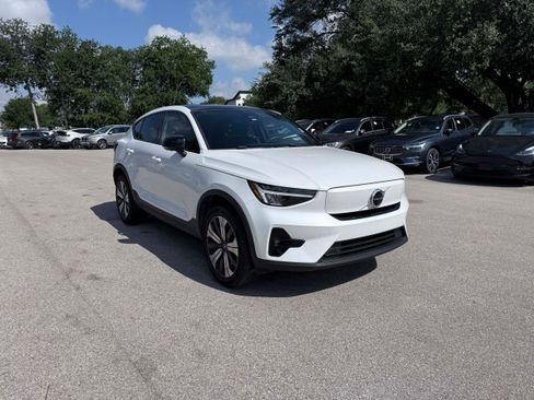 Certified 2023 Volvo C40 P8 Recharge Plus AWD/4WD image 7