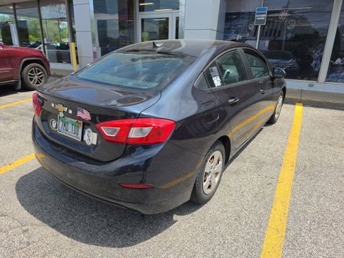 Used 2016 Chevrolet Cruze LS FWD image 15