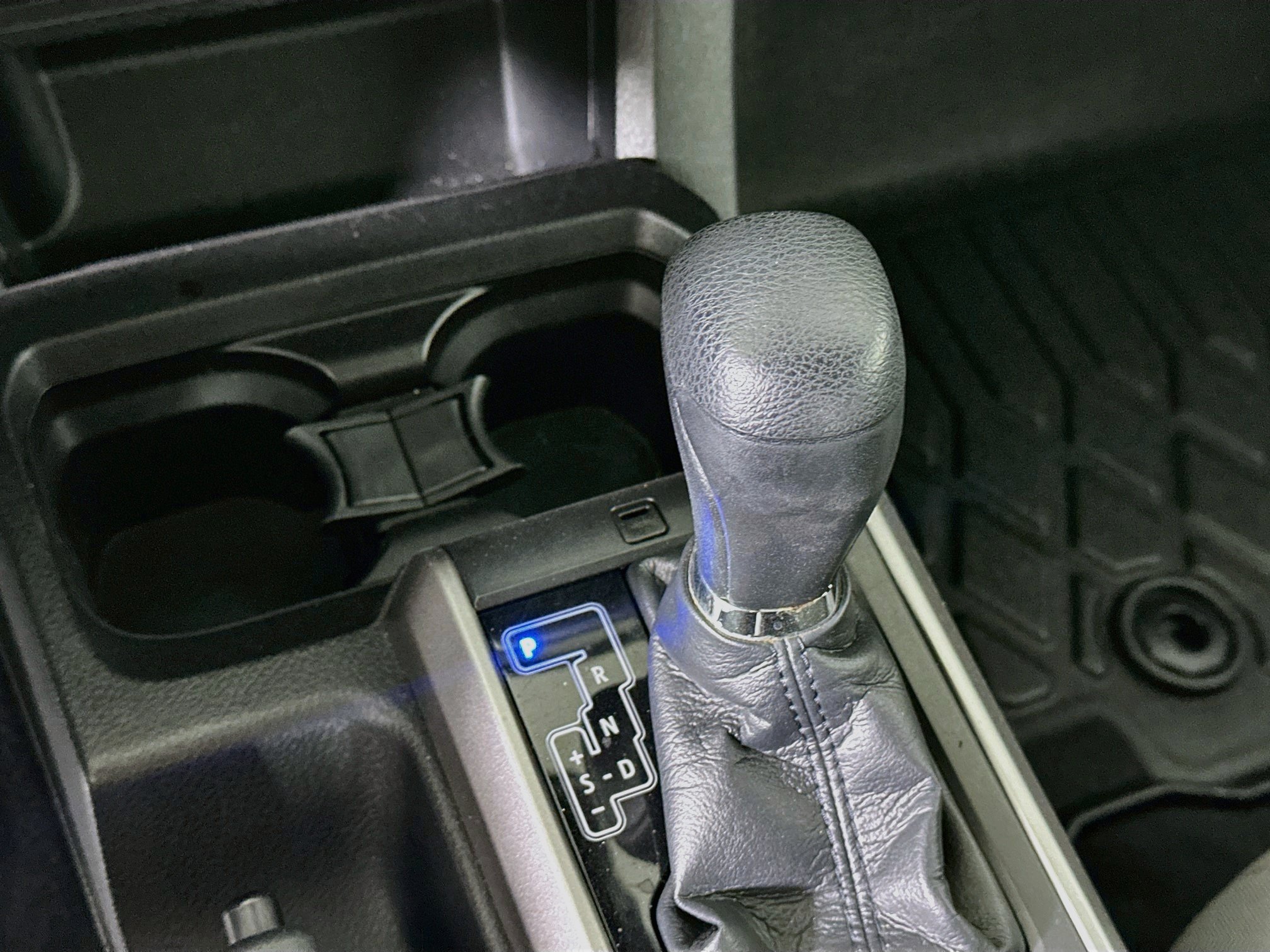 Used 2021 Toyota Tacoma SR5 RWD image 25