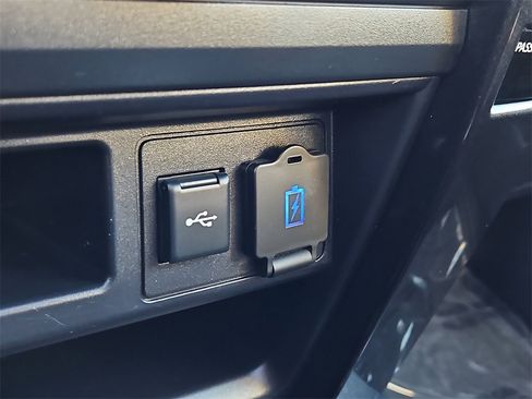 Used 2023 Toyota 4Runner TRD Off-Road Premium image 19