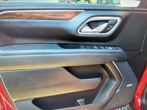 Used 2023 Chevrolet Tahoe High Country image 11