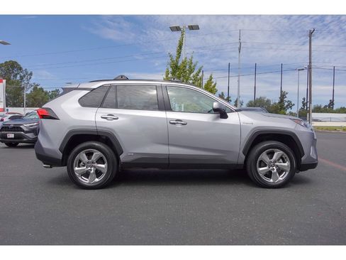 Certified 2021 Toyota RAV4 Limited AWD/4WD image 2