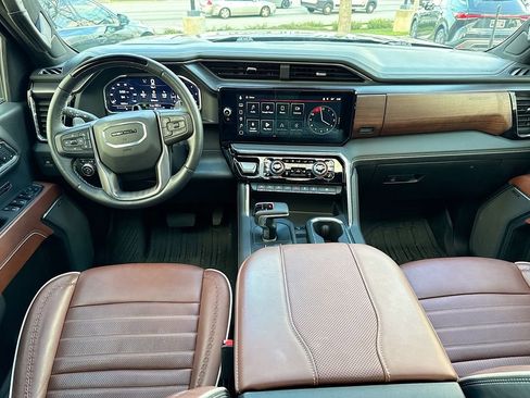 Used 2024 GMC Sierra 1500 Denali Ultimate image 24