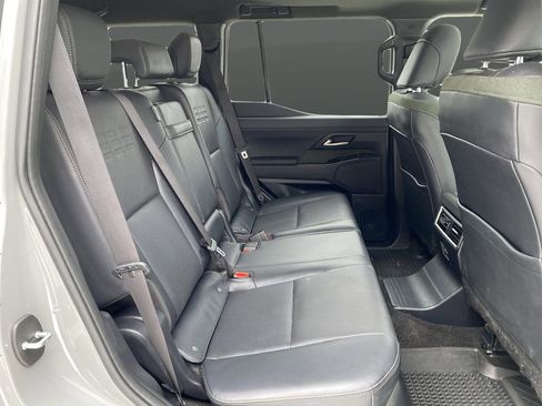 Used 2024 Lexus GX 550 image 42