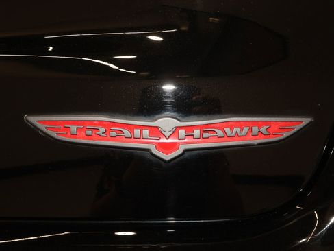 Used 2022 Jeep Compass Trailhawk w/ Trailhawk Elite Group image 38