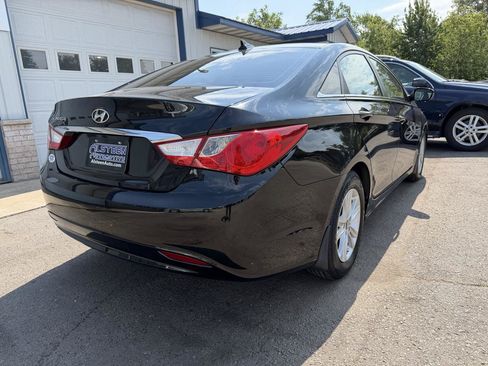 Used 2013 Hyundai Sonata GLS w/ Popular Equipment Pkg FWD image 3