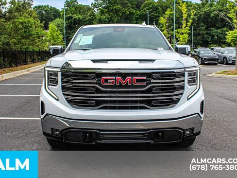 Used 2026 GMC Sierra 1500 SLT AWD/4WD image 9