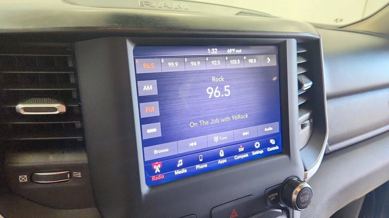 Used 2019 RAM 1500 Big Horn AWD/4WD image 20