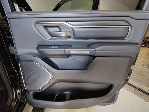 Used 2019 RAM 1500 Limited image 16