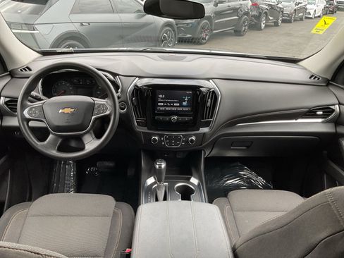 Used 2019 Chevrolet Traverse LS FWD image 15