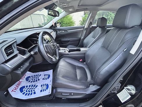 Used 2016 Honda Civic Touring image 19