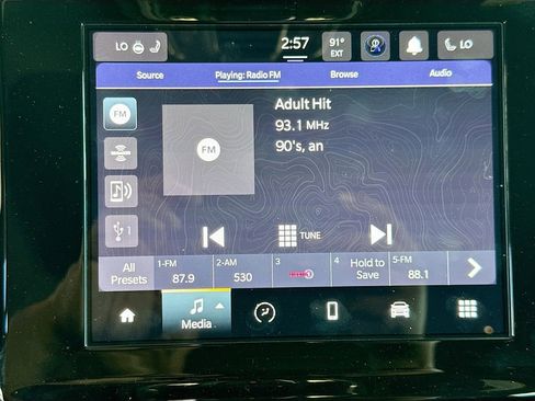 Used 2025 Jeep Grand Cherokee Laredo RWD image 16