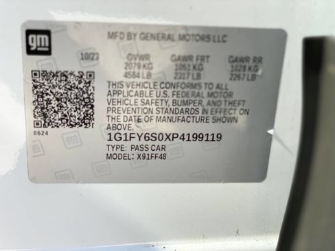 Used 2023 Chevrolet Bolt EUV LT image 16