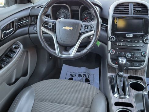 Used 2015 Chevrolet Malibu LT image 7