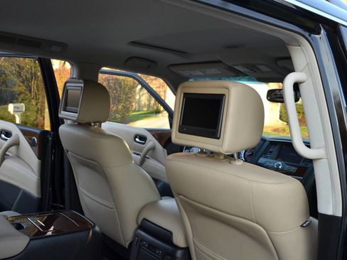 Used 2017 Nissan Armada Platinum w/ Captain Seat Package image 14