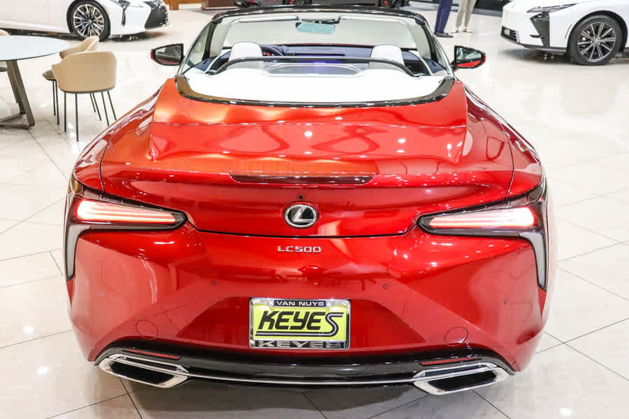 Used 2026 Lexus LC 500 Convertible w/ Bespoke Build Package RWD image 3