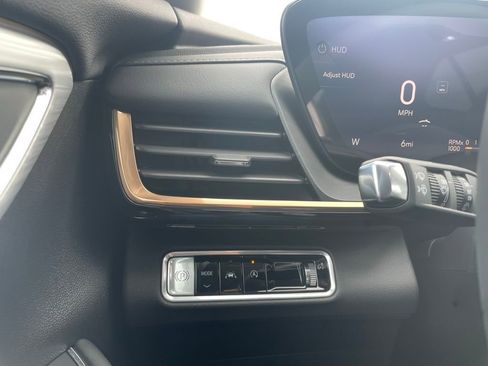 New 2026 Buick Envision Avenir image 13