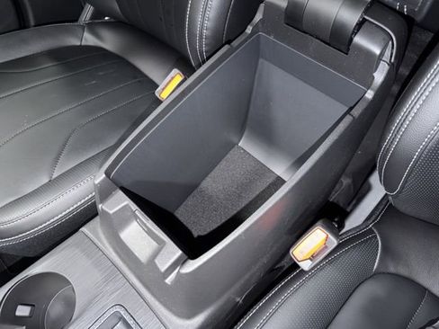 New 2026 Ford Escape SE w/ PHEV Premium Package image 24