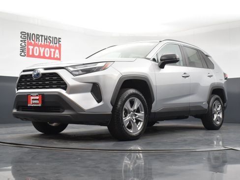 Used 2023 Toyota RAV4 LE AWD/4WD image 30