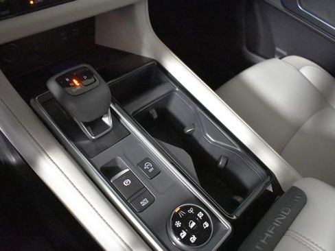 New 2026 Nissan Pathfinder SL AWD/4WD image 26