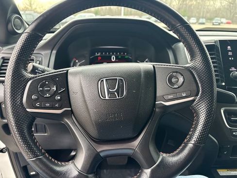 Used 2023 Honda Passport TrailSport image 28