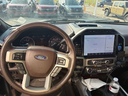 Used 2022 Ford F350 King Ranch w/ King Ranch Ultimate Package AWD/4WD image 8